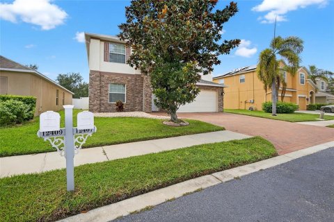 House in Riverview, Florida 4 bedrooms, 232.44 sq.m. № 1885195 - photo 8