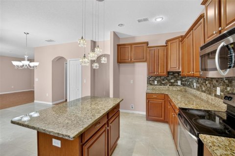 House in Riverview, Florida 4 bedrooms, 232.44 sq.m. № 1885195 - photo 23