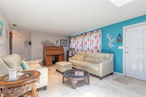 Casa en venta en South Daytona, Florida, 3 dormitorios, 197.97 m2 № 1846991 - foto 11