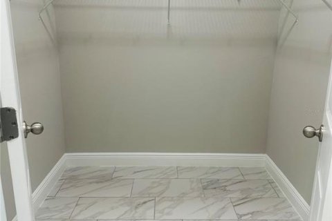 Casa en alquiler en Kissimmee, Florida, 3 dormitorios, 145.02 m2 № 1603217 - foto 9