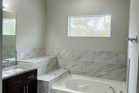 Casa en alquiler en Kissimmee, Florida, 3 dormitorios, 145.02 m2 № 1603217 - foto 8