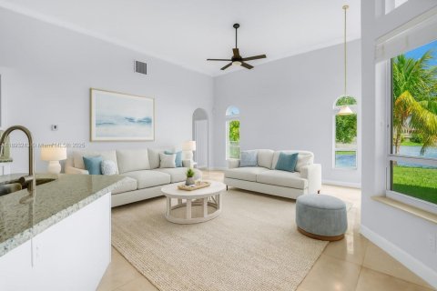 Снять в аренду виллу или дом в Пемброк-Пайнс, Флорида 5 спален, 262.82м2, № 1946127 - фото 28