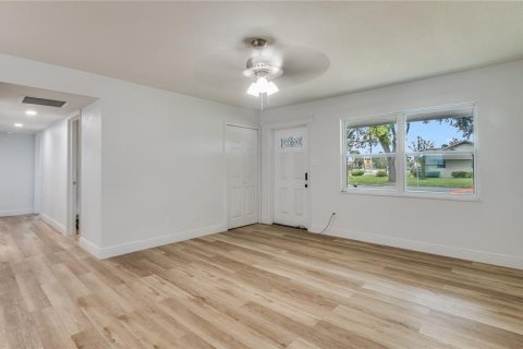 Casa en venta en Orlando, Florida, 3 dormitorios, 126.63 m2 № 1911985 - foto 15