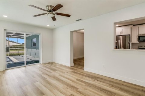 Casa en venta en Orlando, Florida, 3 dormitorios, 126.63 m2 № 1911985 - foto 6