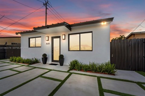 Купить виллу или дом в Майами, Флорида 3 спальни, 103.49м2, № 2026902 - фото 21