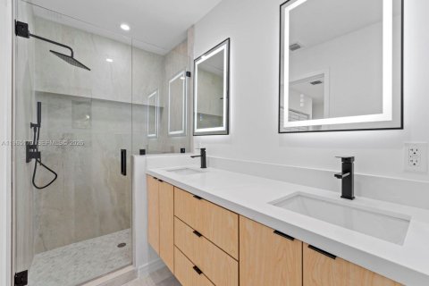 Купить виллу или дом в Майами, Флорида 3 спальни, 103.49м2, № 2026902 - фото 13