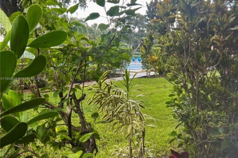 Copropriété à vendre à Pembroke Pines, Floride: 2 chambres, 135.54 m2 № 1896394 - photo 15