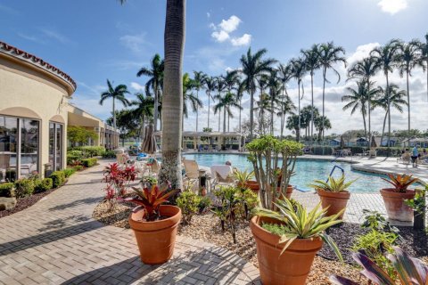 House in Boynton Beach, Florida 3 bedrooms, 160.63 sq.m. № 2247052 - photo 21