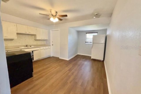 House in Frostproof, Florida 2 bedrooms, 104.42 sq.m. № 1571754 - photo 20