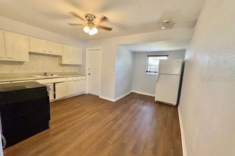 House in Frostproof, Florida 2 bedrooms, 104.42 sq.m. № 1571754 - photo 21