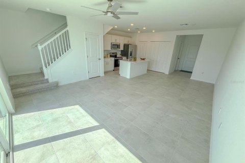 Touwnhouse à louer à Lakewood Ranch, Floride: 3 chambres, 125.14 m2 № 2105259 - photo 4