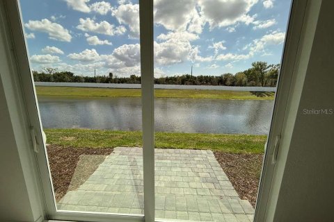 Touwnhouse à louer à Lakewood Ranch, Floride: 3 chambres, 125.14 m2 № 2105259 - photo 16