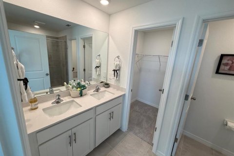Touwnhouse à louer à Lakewood Ranch, Floride: 3 chambres, 125.14 m2 № 2105259 - photo 21