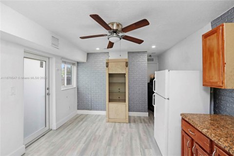 Villa ou maison à vendre à Homestead, Floride: 5 chambres, 177.35 m2 № 1922135 - photo 22