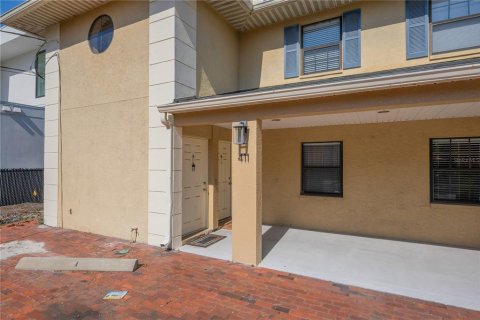 Appartement à Tampa, Floride 2 chambres, 131.18 m2 № 2375434