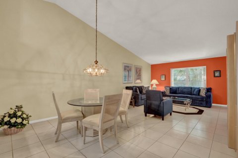 Condo in Boynton Beach, Florida, 2 bedrooms  № 2086516 - photo 5