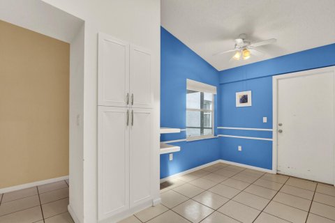 Condo in Boynton Beach, Florida, 2 bedrooms  № 2086516 - photo 20
