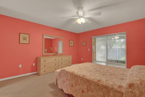 Condo in Boynton Beach, Florida, 2 bedrooms  № 2086516 - photo 23