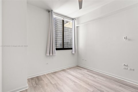 Copropriété à louer à Miami, Floride: 2 chambres, 103.59 m2 № 1924270 - photo 15