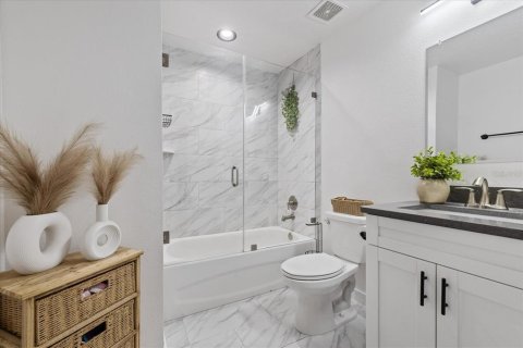 Купить виллу или дом в Тампа, Флорида 9 комнат, 168.71м2, № 2280401 - фото 16