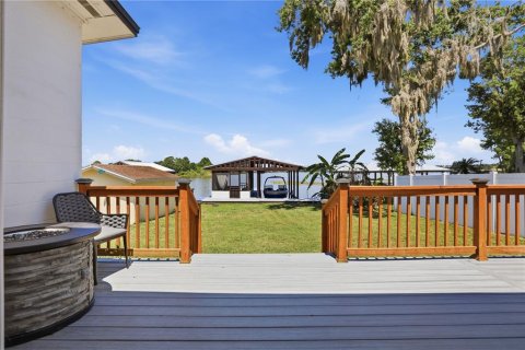 House in Orlando, Florida 3 bedrooms, 162.39 sq.m. № 2208490 - photo 24