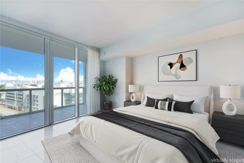 Condo in Miami Beach, Florida, 2 bedrooms  № 1953629 - photo 18