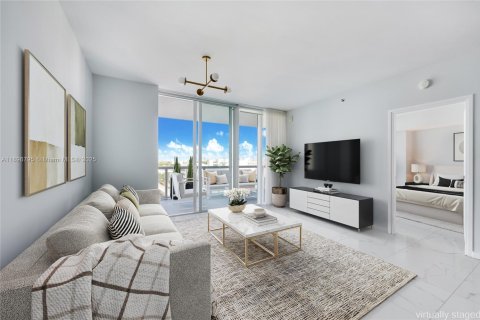 Condo in Miami Beach, Florida, 2 bedrooms  № 1953629 - photo 5