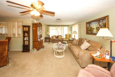 Casa en venta en Port Richey, Florida, 2 dormitorios, 98.48 m2 № 1822679 - foto 10
