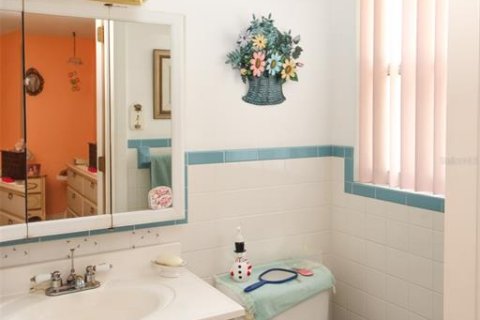 Casa en venta en Port Richey, Florida, 2 dormitorios, 98.48 m2 № 1822679 - foto 19