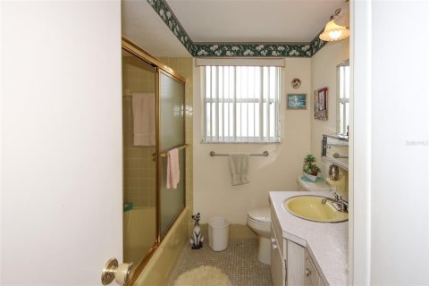 Casa en venta en Port Richey, Florida, 2 dormitorios, 98.48 m2 № 1822679 - foto 16