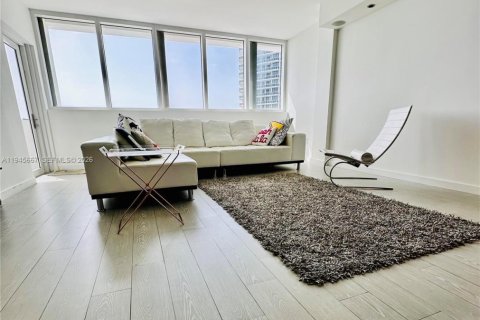 Condominio en alquiler en Bal Harbour, Florida, 2 dormitorios, 104.79 m2 № 2002041 - foto 3