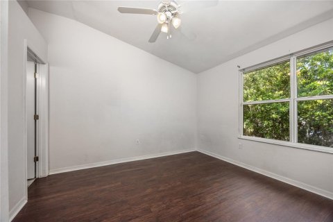 Touwnhouse à vendre à Gainesville, Floride: 2 chambres, 103.49 m2 № 1649836 - photo 21