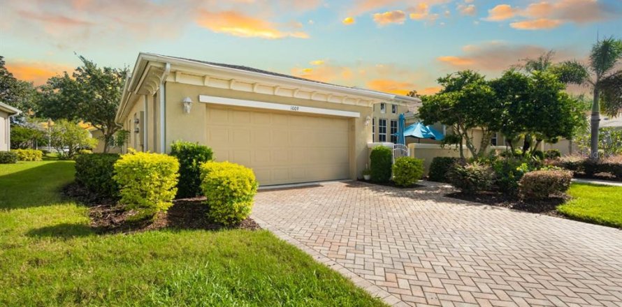 Condo à Sun City Center, Floride, 3 chambres  № 2413866