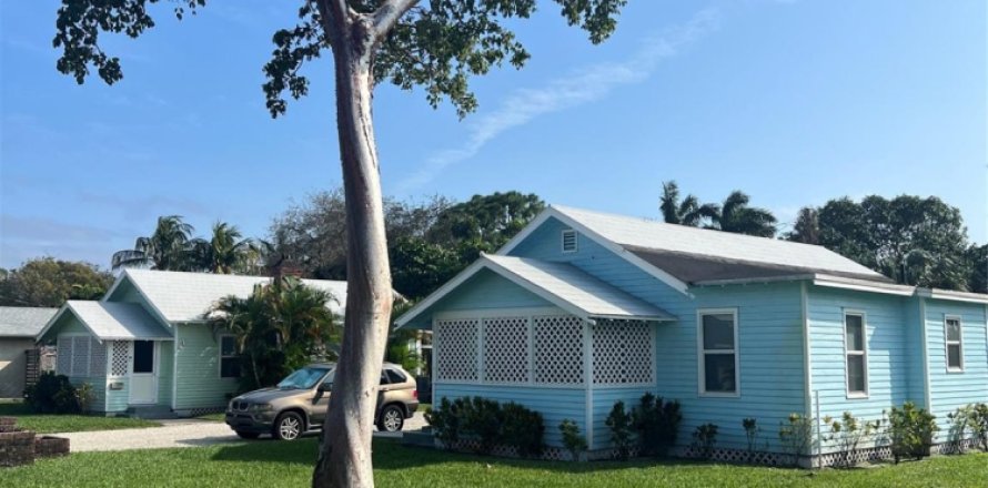 Land in Oakland Park, Florida № 954561