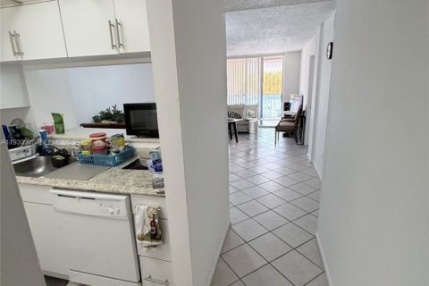 Copropriété à vendre à Miami, Floride: 2 chambres, 74.32 m2 № 1989044 - photo 5