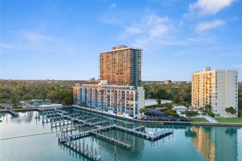 Condominio en venta en Miami, Florida, 1 dormitorio, 96.8 m2 № 1811709 - foto 3