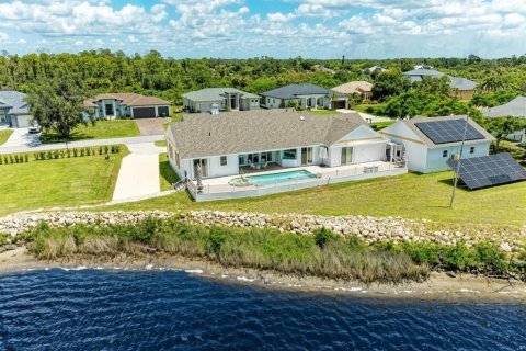 Купить виллу или дом в Порт-Шарлотт, Флорида 11 комнат, 265.24м2, № 2314570 - фото 12