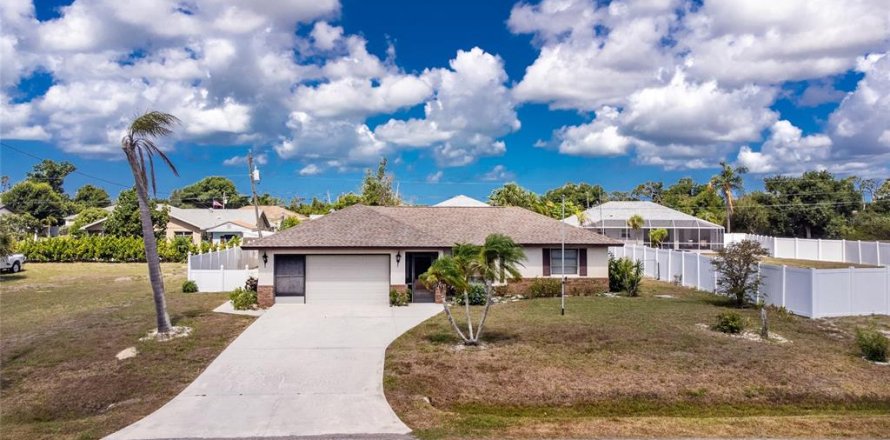 Villa ou maison à Englewood, Floride 2 chambres, 114.64 m2 № 2148787
