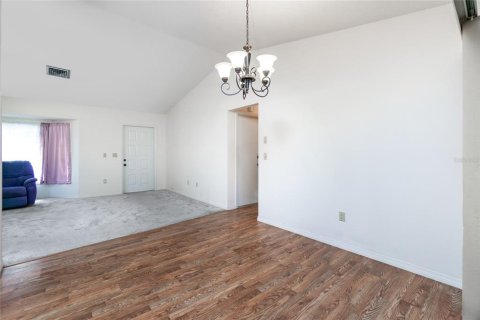 Villa ou maison à vendre à Englewood, Floride: 2 chambres, 114.64 m2 № 2148787 - photo 19