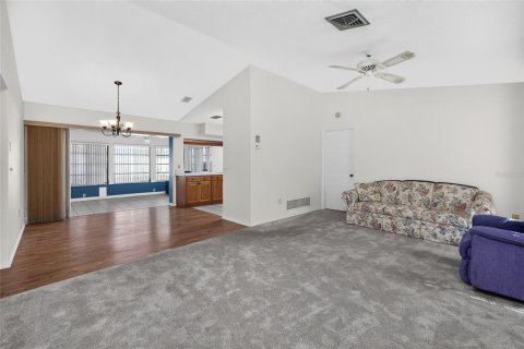 Villa ou maison à vendre à Englewood, Floride: 2 chambres, 114.64 m2 № 2148787 - photo 9