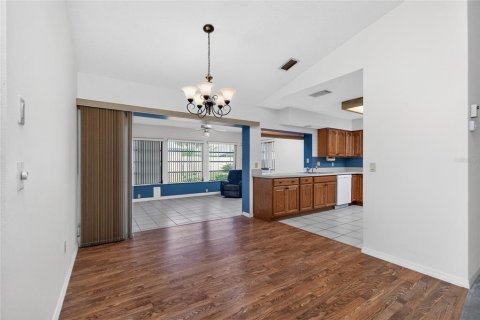 Villa ou maison à vendre à Englewood, Floride: 2 chambres, 114.64 m2 № 2148787 - photo 12