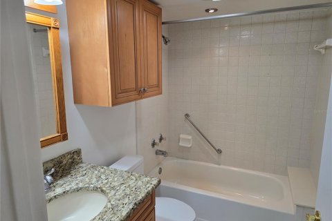 Condo in Tarpon Springs, Florida, 3 bedrooms  № 1785013 - photo 18