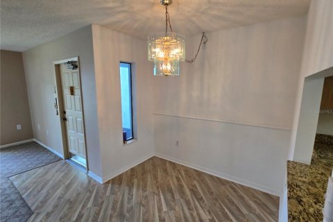 Condo in Tarpon Springs, Florida, 3 bedrooms  № 1785013 - photo 22