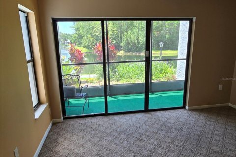 Condo in Tarpon Springs, Florida, 3 bedrooms  № 1785013 - photo 25