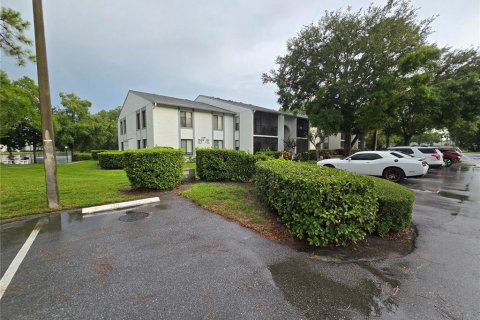 Condo in Tarpon Springs, Florida, 3 bedrooms  № 1785013 - photo 2
