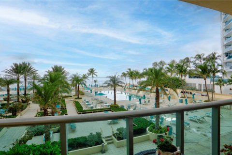 Condominio en venta en Hollywood, Florida, 1 dormitorio, 69.21 m2 № 1923106 - foto 17