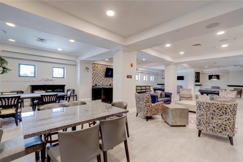 Condominio en venta en Hollywood, Florida, 1 dormitorio, 69.21 m2 № 1923106 - foto 23