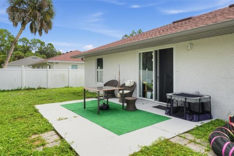 Villa ou maison à vendre à Port Charlotte, Floride: 3 chambres, 129.69 m2 № 2408409 - photo 30