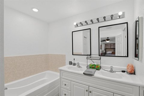 Villa ou maison à vendre à Port Charlotte, Floride: 3 chambres, 129.69 m2 № 2408409 - photo 26