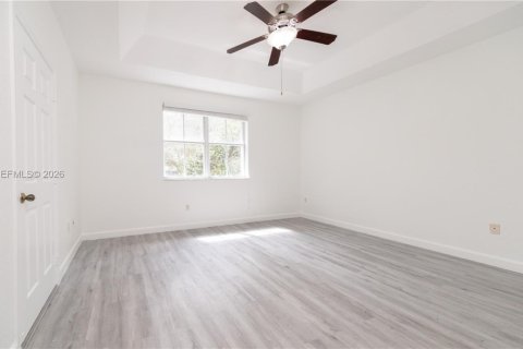 Townhouse in Homestead, Florida 3 bedrooms, 158.31 sq.m. № 2007589 - photo 22